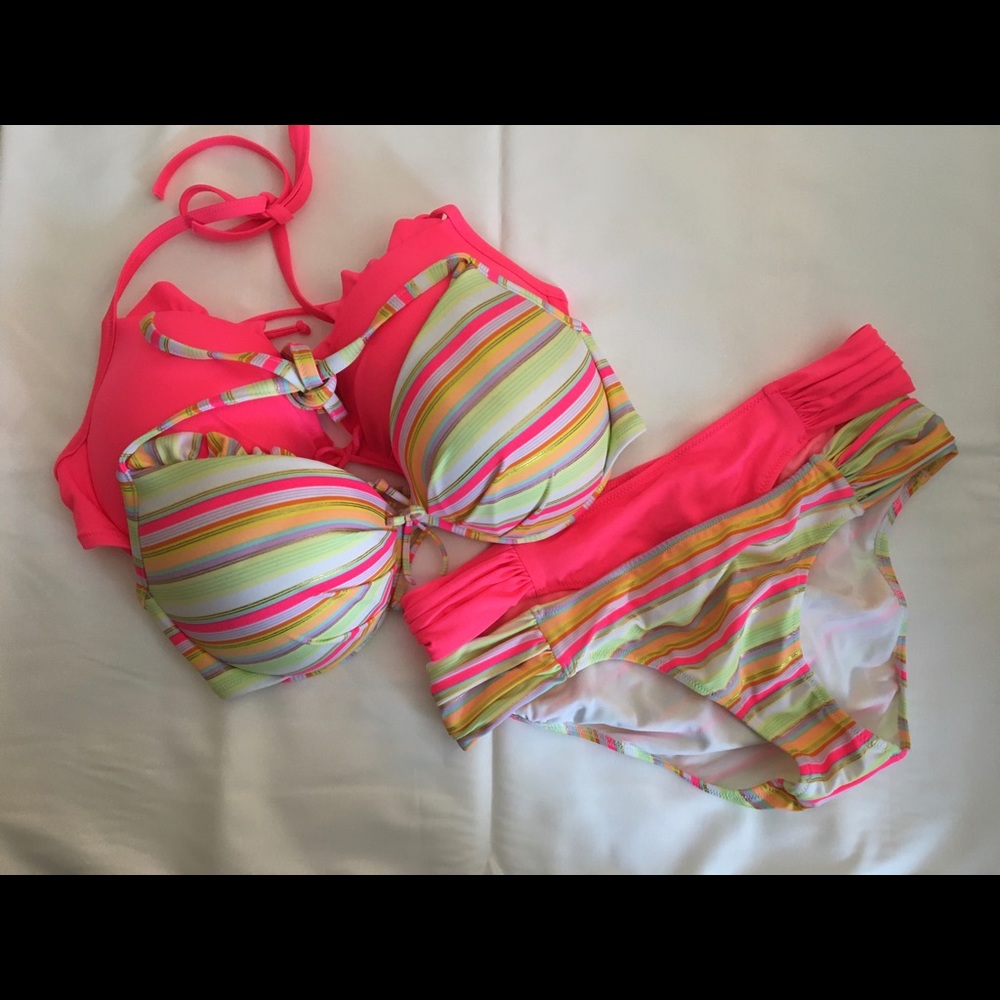 Victoria’s Secret Bikini Top